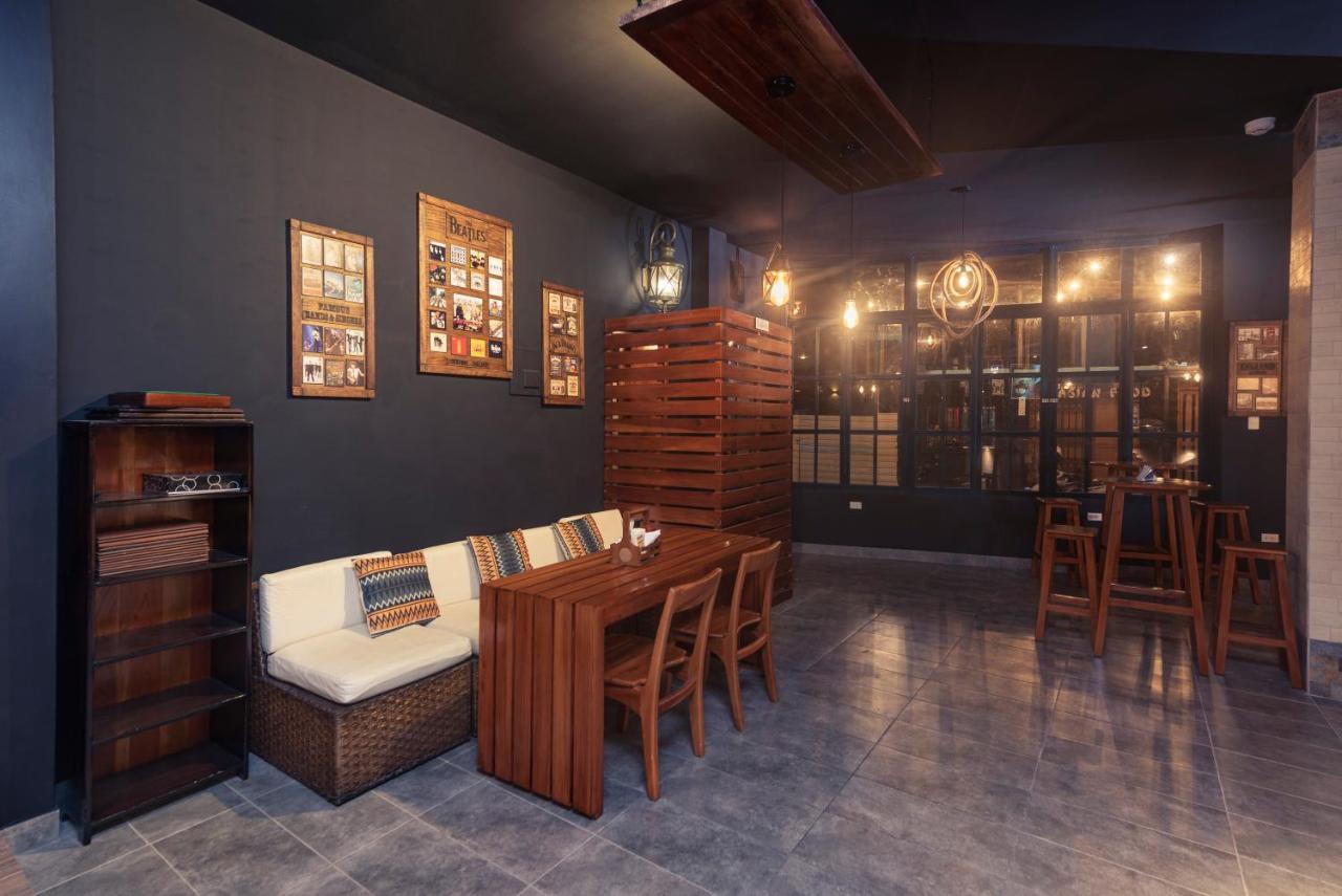 Galapagos Native Hostel Puerto Ayora  Εξωτερικό φωτογραφία