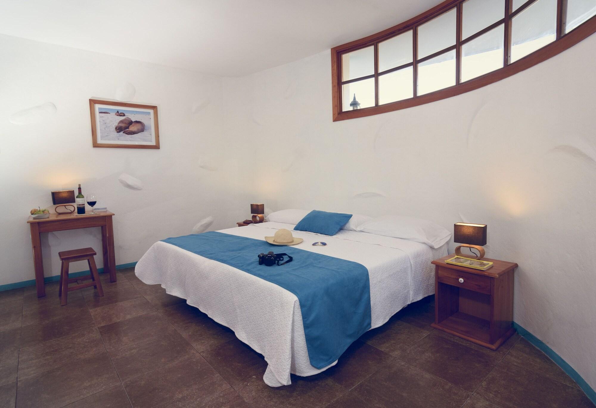 Galapagos Native Hostel Puerto Ayora  Εξωτερικό φωτογραφία