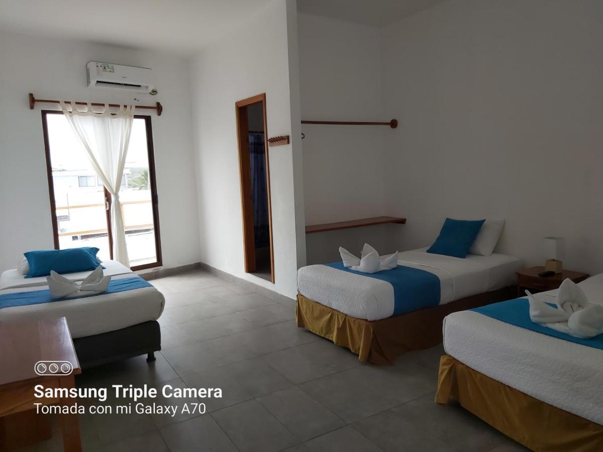 Galapagos Native Hostel Puerto Ayora  Εξωτερικό φωτογραφία