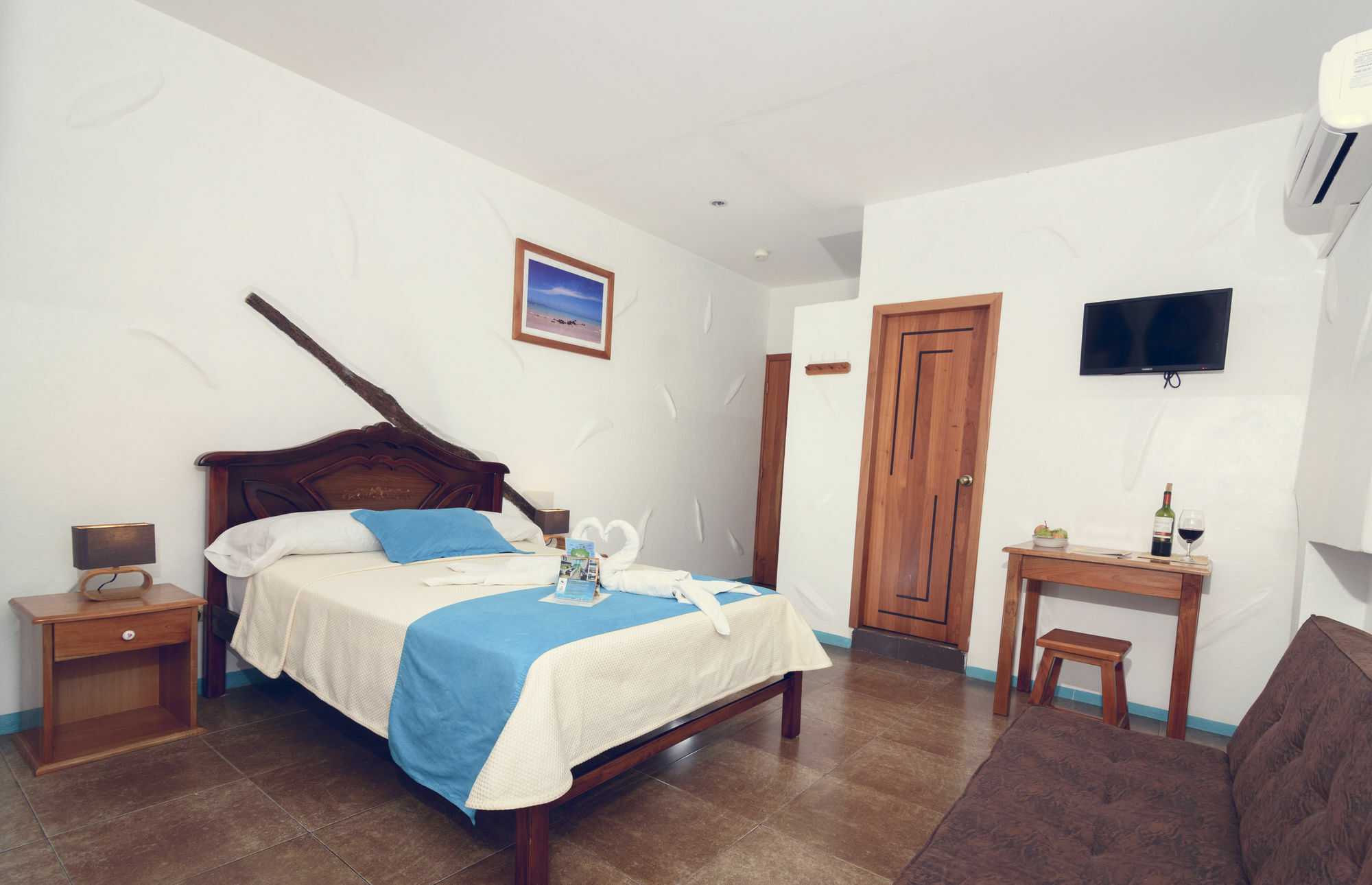 Galapagos Native Hostel Puerto Ayora  Εξωτερικό φωτογραφία